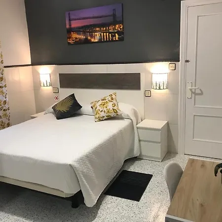 Pension Camino Del Norte מלון